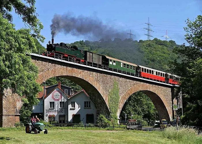 Ferienwohnung Bausenbergblick