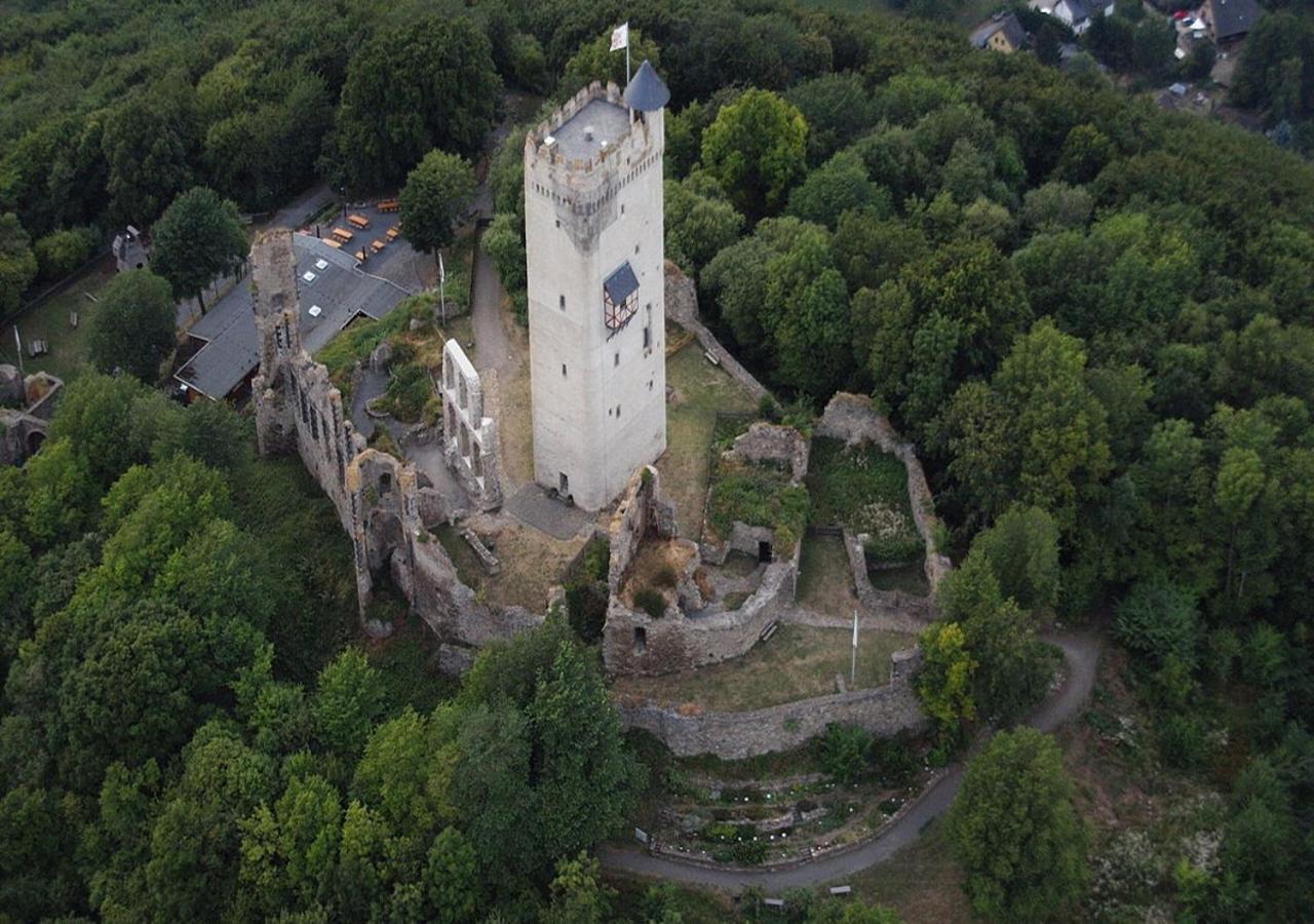 Apartment Ferienwohnung Bausenbergblick